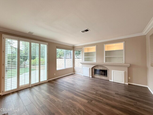 Building Photo - 2851 Silk Oak Ave