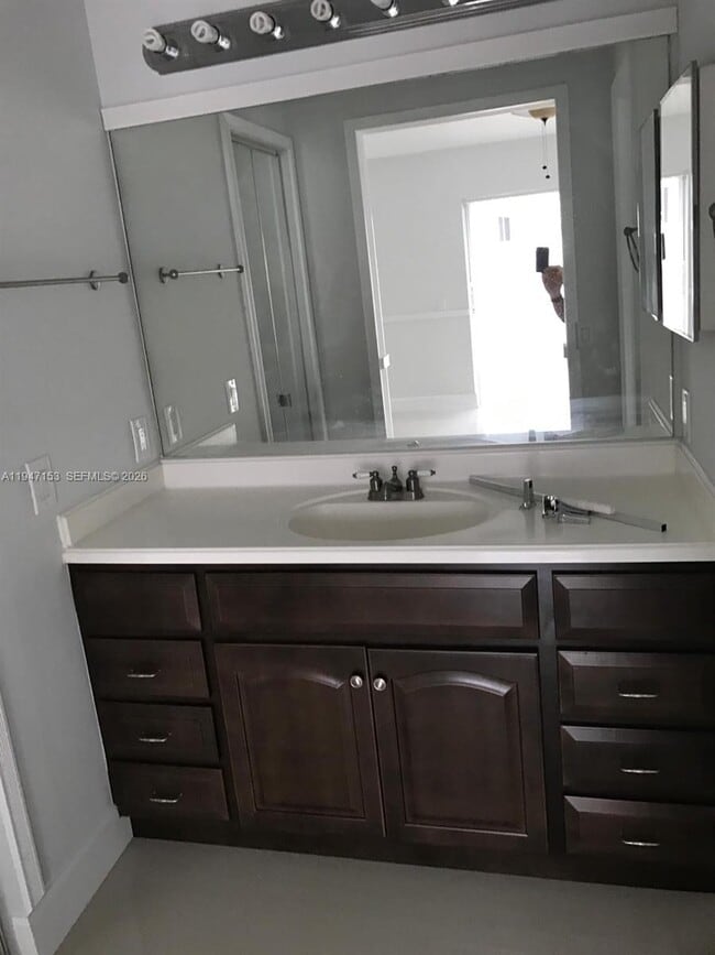 Building Photo - 1628 Salerno Cir