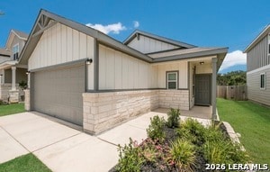 Building Photo - 11302 Long Rider