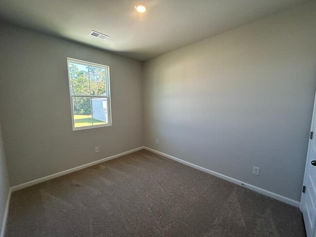 Building Photo - 762 Sturdy Root Pl