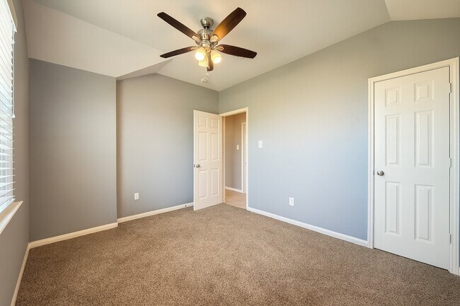 Building Photo - 6626 Poplar Rose Ct.