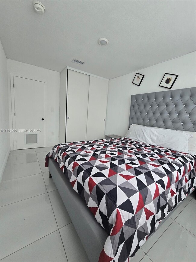 Building Photo - 14437 SW 260th St