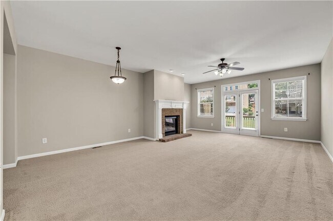 Building Photo - 501 Grove Field Ct NW