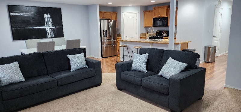 Building Photo - 1122-1122 SW Mayflower