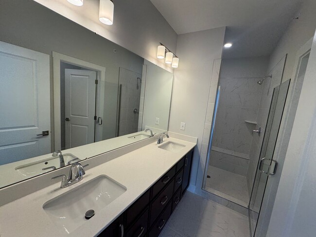 Building Photo - BRAND NEW - 3 Bed | 2.5 Bath End Unit Town...