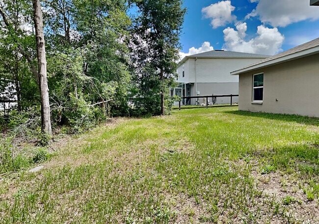 Building Photo - 8547 N Tiny Lily Dr