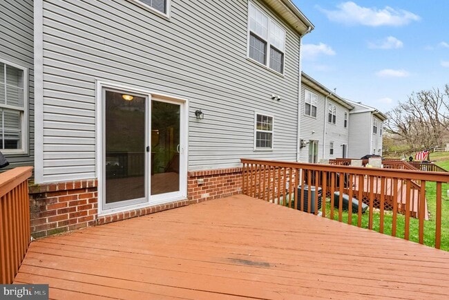 Building Photo - 1802 Harrison Ct