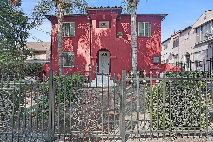 Building Photo - 615 N Coronado St