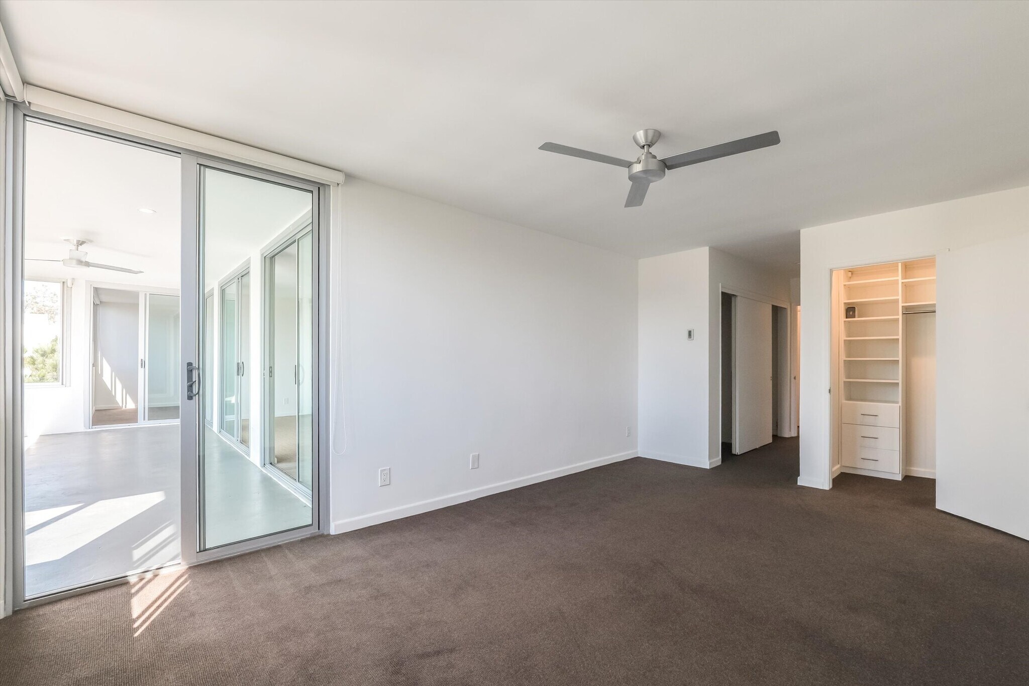 Building Photo - 8701 Delgany Ave