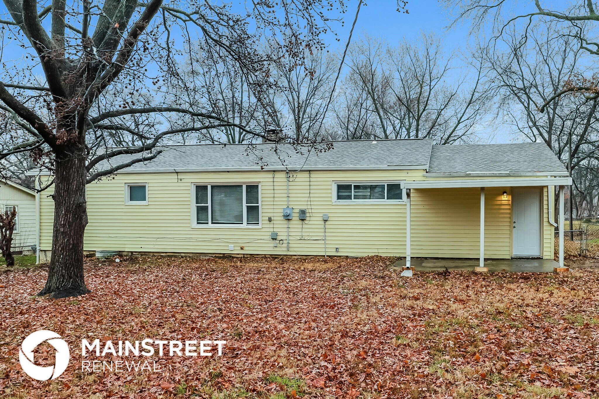 Building Photo - 6412 N Forest Ave