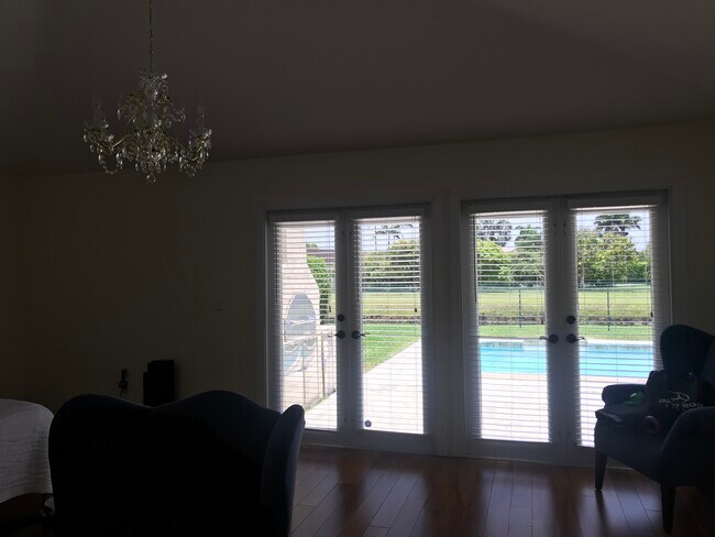 Building Photo - 16451 SW 84th Ct