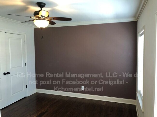 Building Photo - 8234 Main St