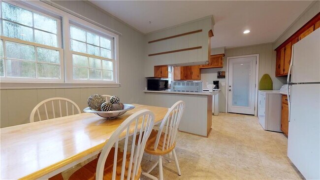 Building Photo - 3 bed, 2 bath single family home in Clemson - Great for students and families