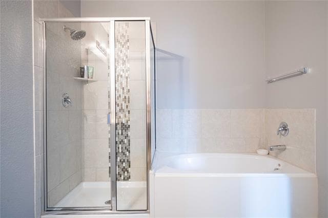 Building Photo - 8900 Devonshire Dr