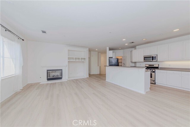 Building Photo - 6 Bolinas