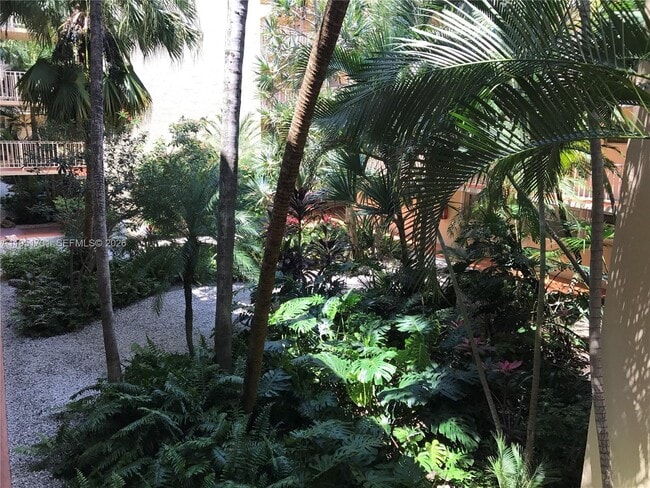 Building Photo - 13100 SW 92nd Ave