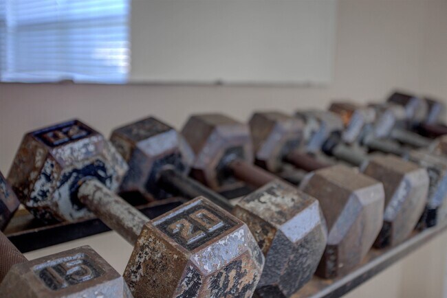 Building Photo - 520 Florida Club Blvd