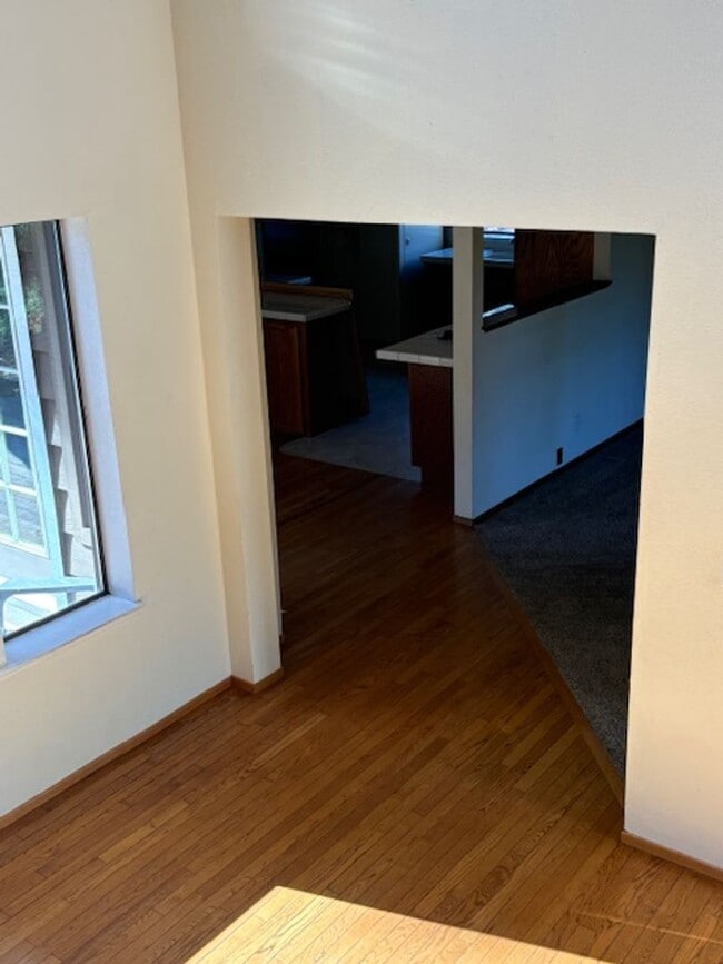 Building Photo - 4BD/3BA Home