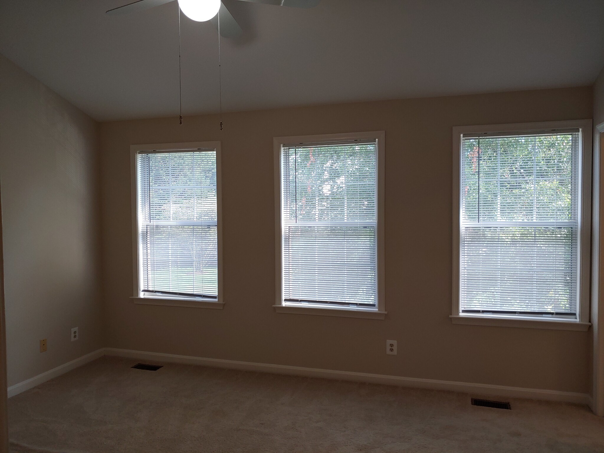 Master bedroom - 47608 Sandbank Sq