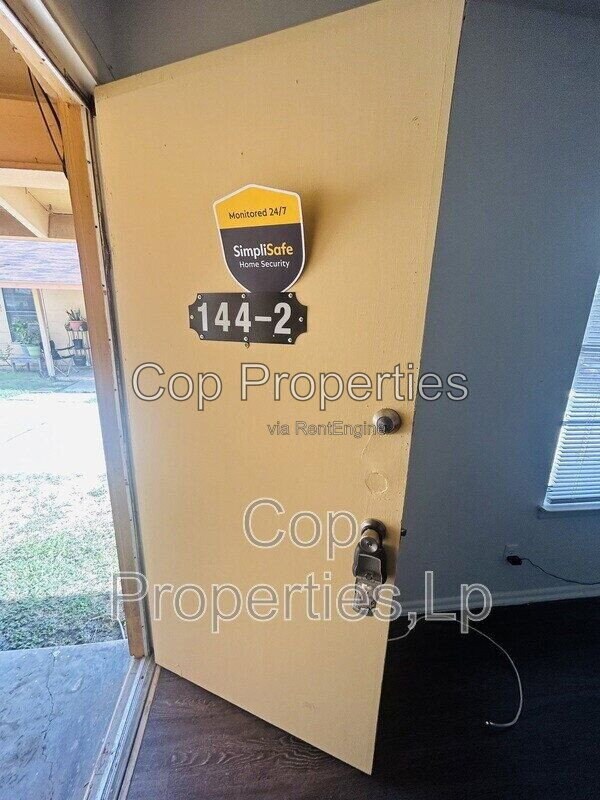 Building Photo - 148 Cloudhaven Dr