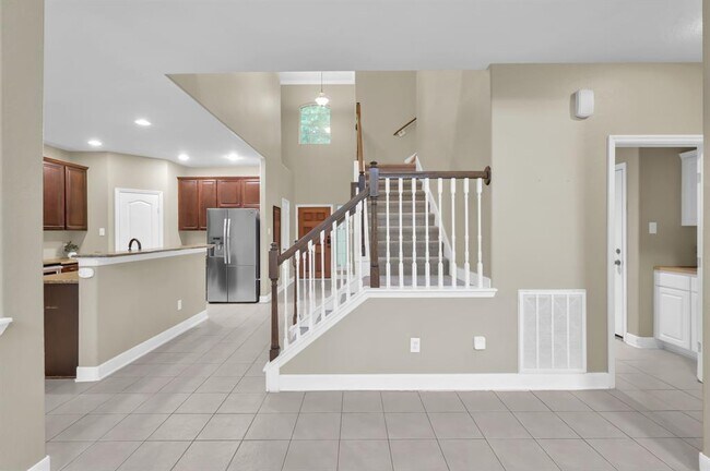 Building Photo - 31322 Evergreen Park Ln
