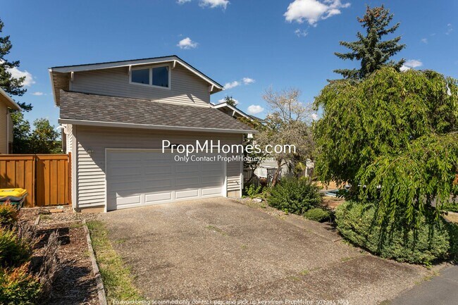 Building Photo - 8271 SW 184th Ave