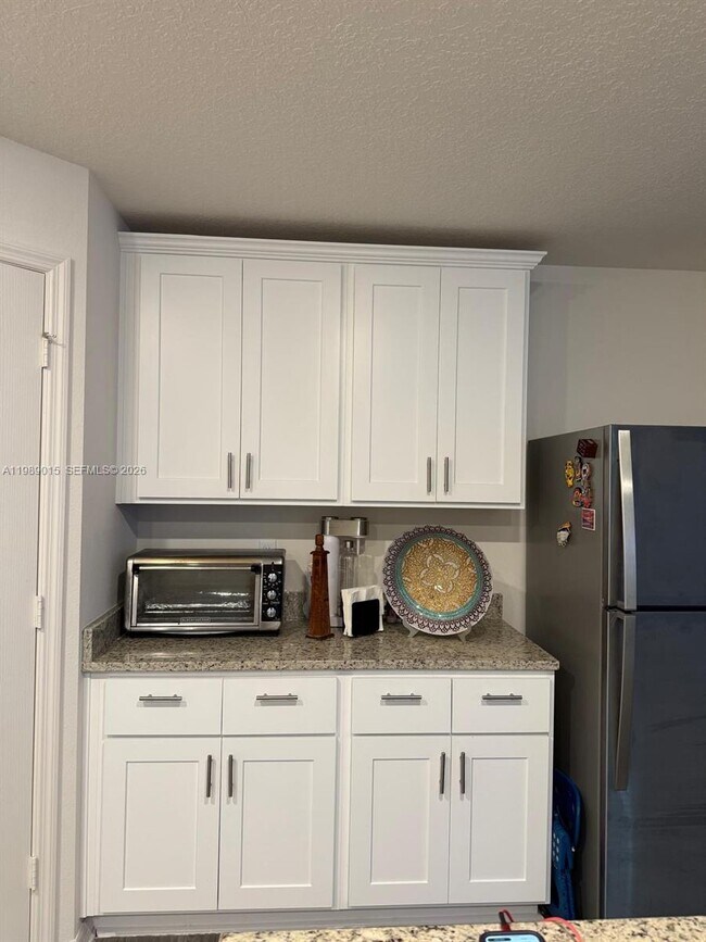 Building Photo - 3902 SW Brunswick St