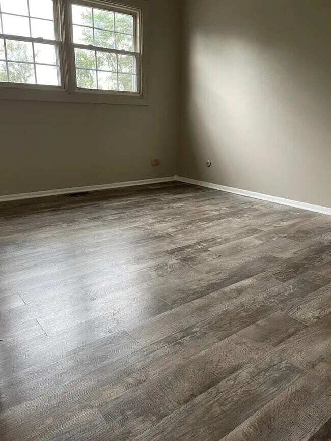 Building Photo - 7609 Bristol Ln