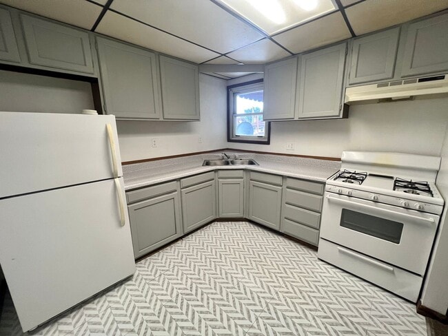 Building Photo - 3508-3510 4th Avenue (Full Service)