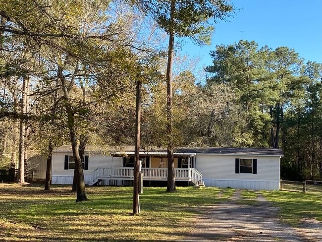 Building Photo - 24321 Cherry Hill Dr