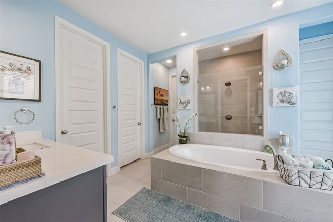 Building Photo - 27208 Starry Oaks Dr