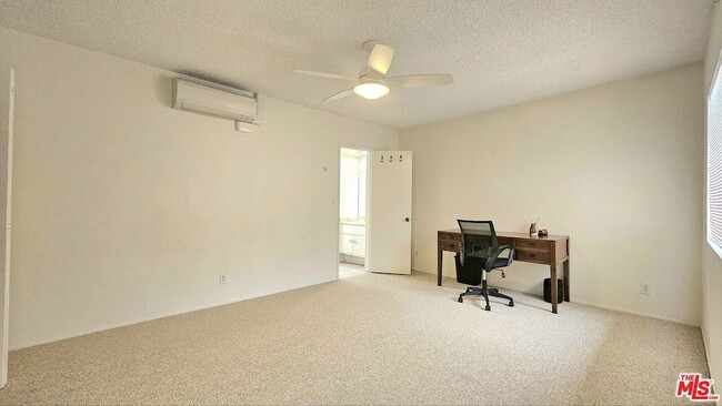 Building Photo - 4725 Purdue Ave