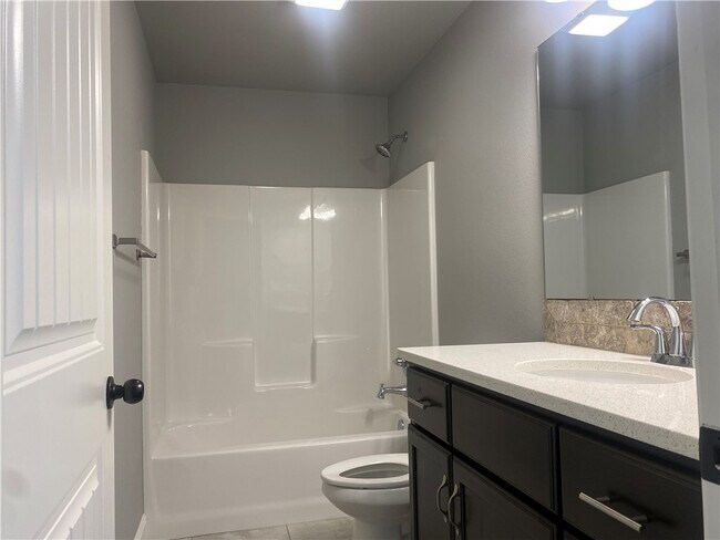 Building Photo - 3550 Macintosh Way