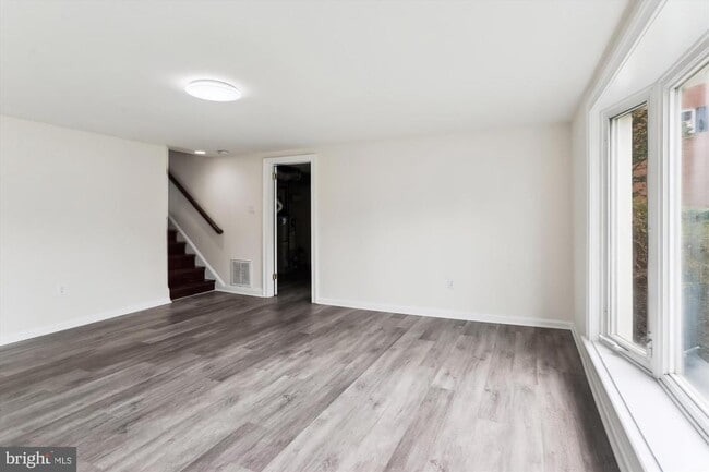 Building Photo - 9915 Ashburton Ln