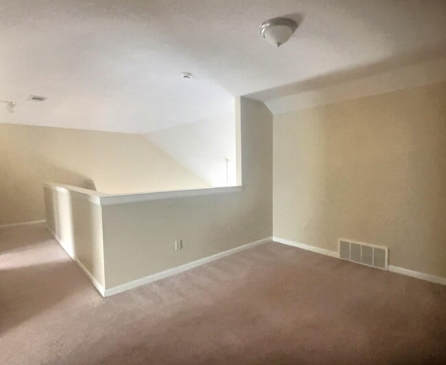 Building Photo - 1291 Rain Hollow Cir W