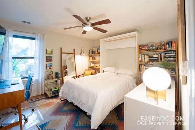 Building Photo - 1325 13th St NW