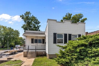 Building Photo - 4078 Meramec St