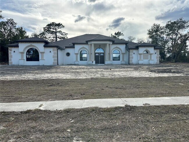 Building Photo - 5780 N Lena Dr