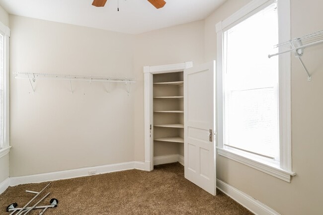 Building Photo - 4737 Section Ave