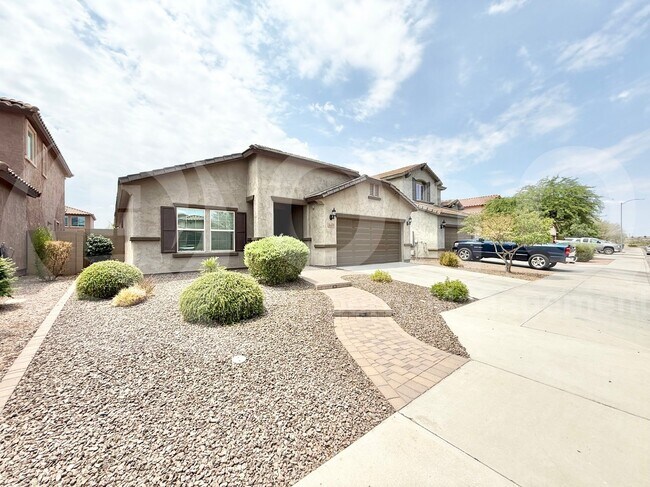 Building Photo - 10831 W Bronco Trail