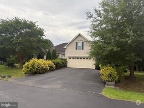 Building Photo - 26034 Ashcroft Dr