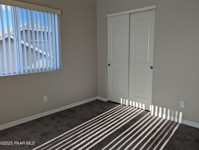 Building Photo - 3057 Trail Walk