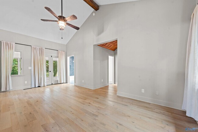 Building Photo - 7705 Foxfire Dr SE