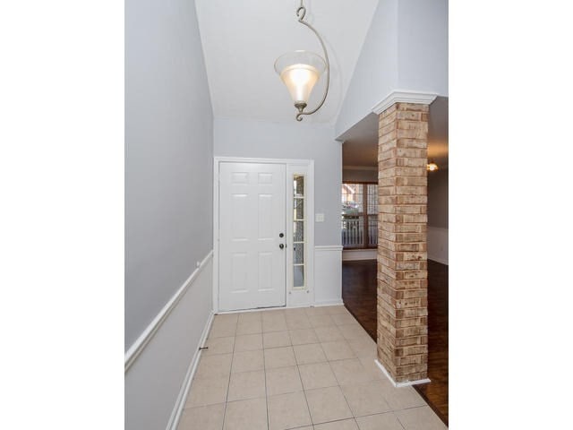 Building Photo - 7641 Pleasantville Way