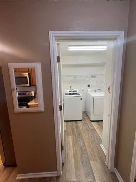 Building Photo - 10324 Bobcat Blf