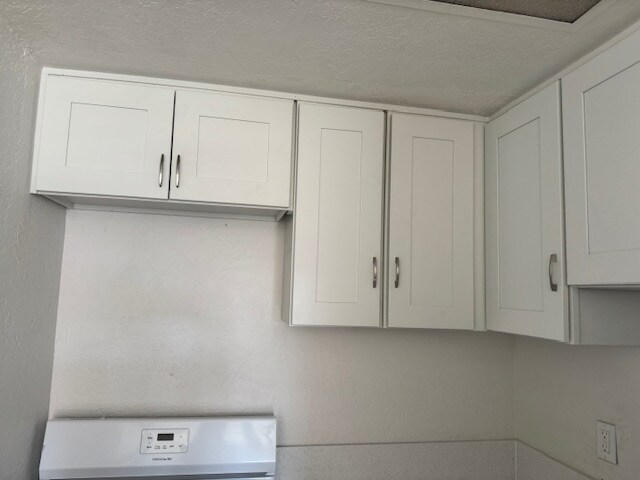 Building Photo - 8939 Mango Ave