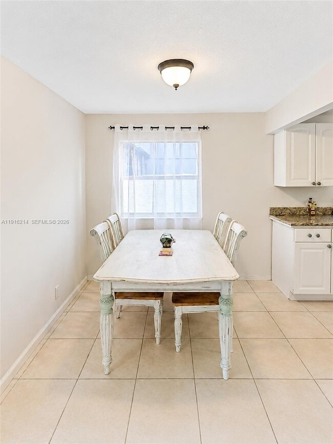 Building Photo - 116 Tuscany B