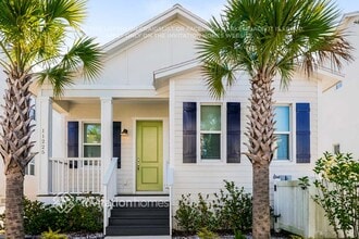 Building Photo - 11225 Moultrie Pl