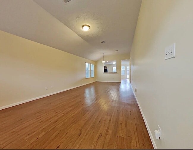 Building Photo - 64 Atascadero Dr