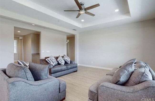 Building Photo - 443 Eel River Ln